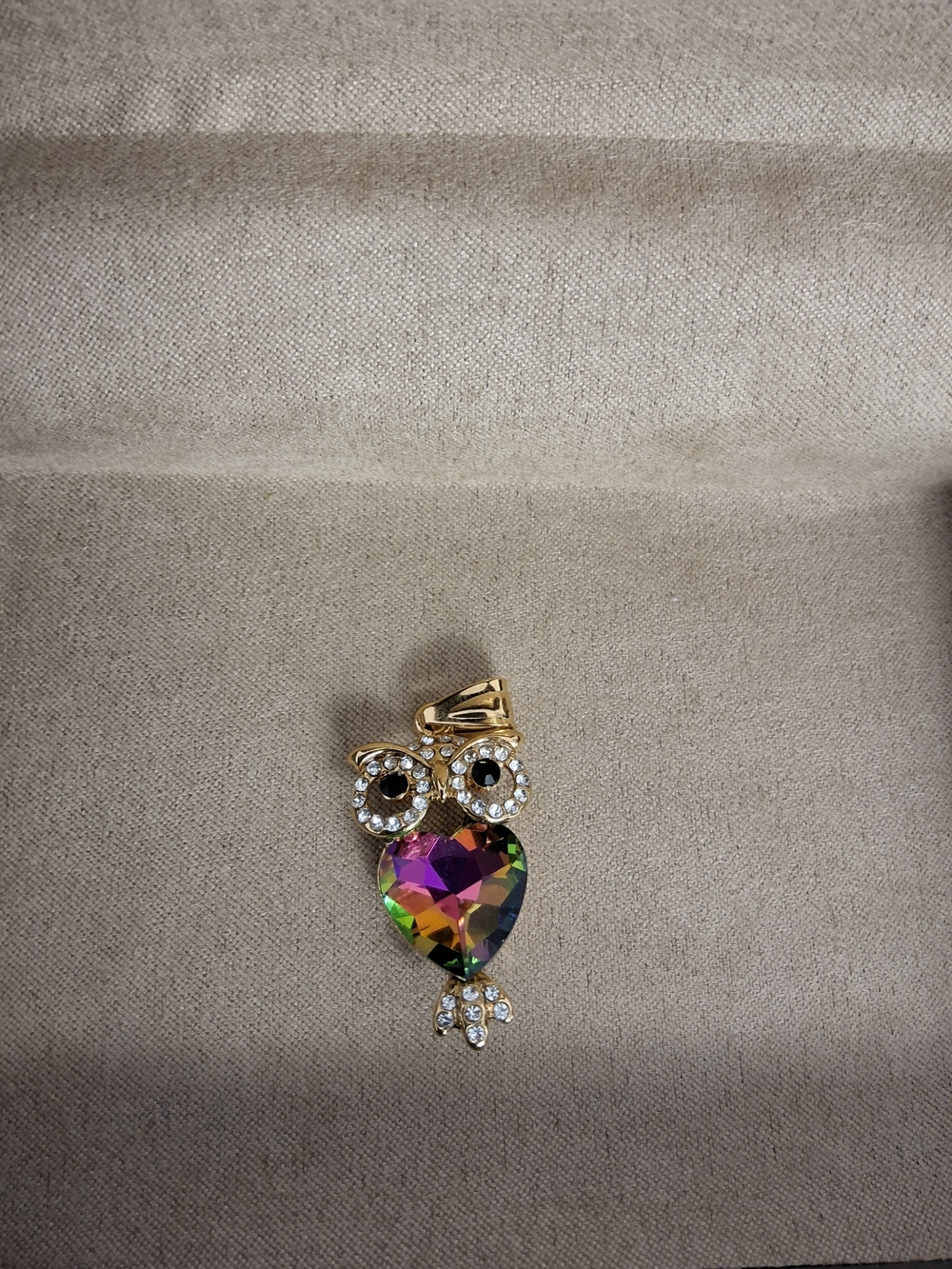 18kt Gold Filled Owl Pendant with Multicolor Heart Crystal And Cubic Zirconia